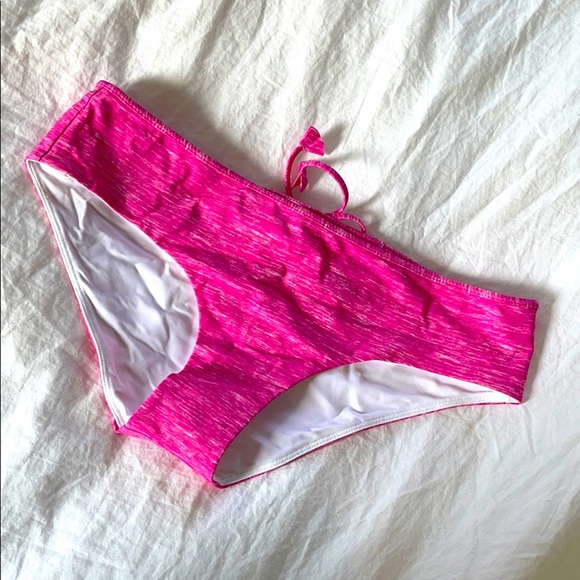 Lululemon swim bottom